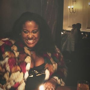 Meet your Posher, Samira